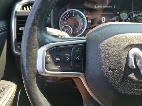 Used 2020 RAM 1500 Laramie AWD/4WD image 21