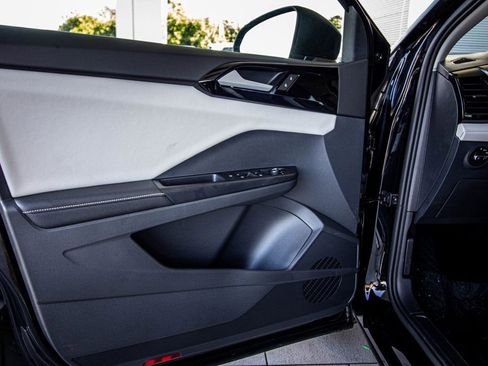 New 2026 Volkswagen Taos S FWD image 25