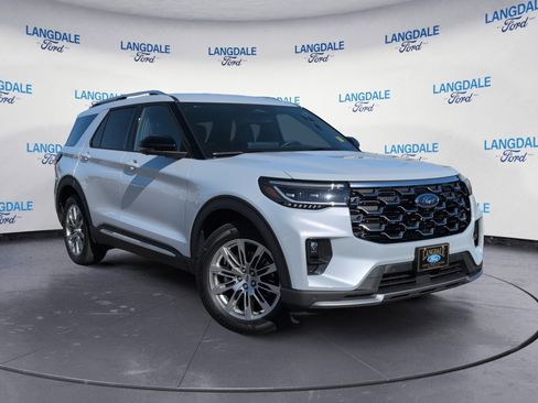 New 2026 Ford Explorer Platinum image 2