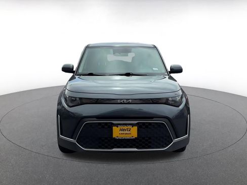 Used 2025 Kia Soul LX w/ LX Technology Package FWD image 4