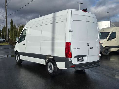 New 2025 Mercedes-Benz Sprinter 2500 image 4