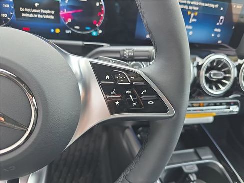 New 2026 Mercedes-Benz GLA 250 4MATIC image 33