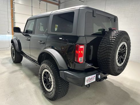 Used 2022 Ford Bronco Black Diamond w/ Sasquatch Package AWD/4WD image 20