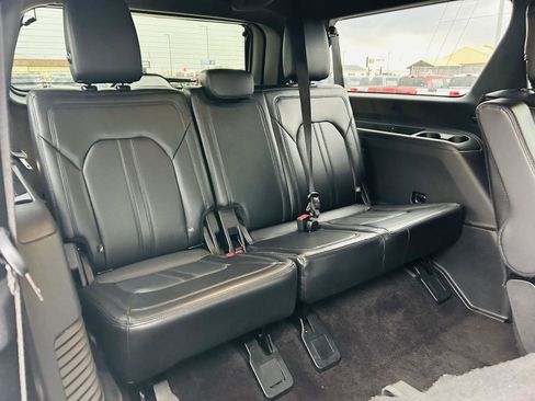 Used 2019 Ford Expedition Max Limited w/ Driver Assistance Package image 36