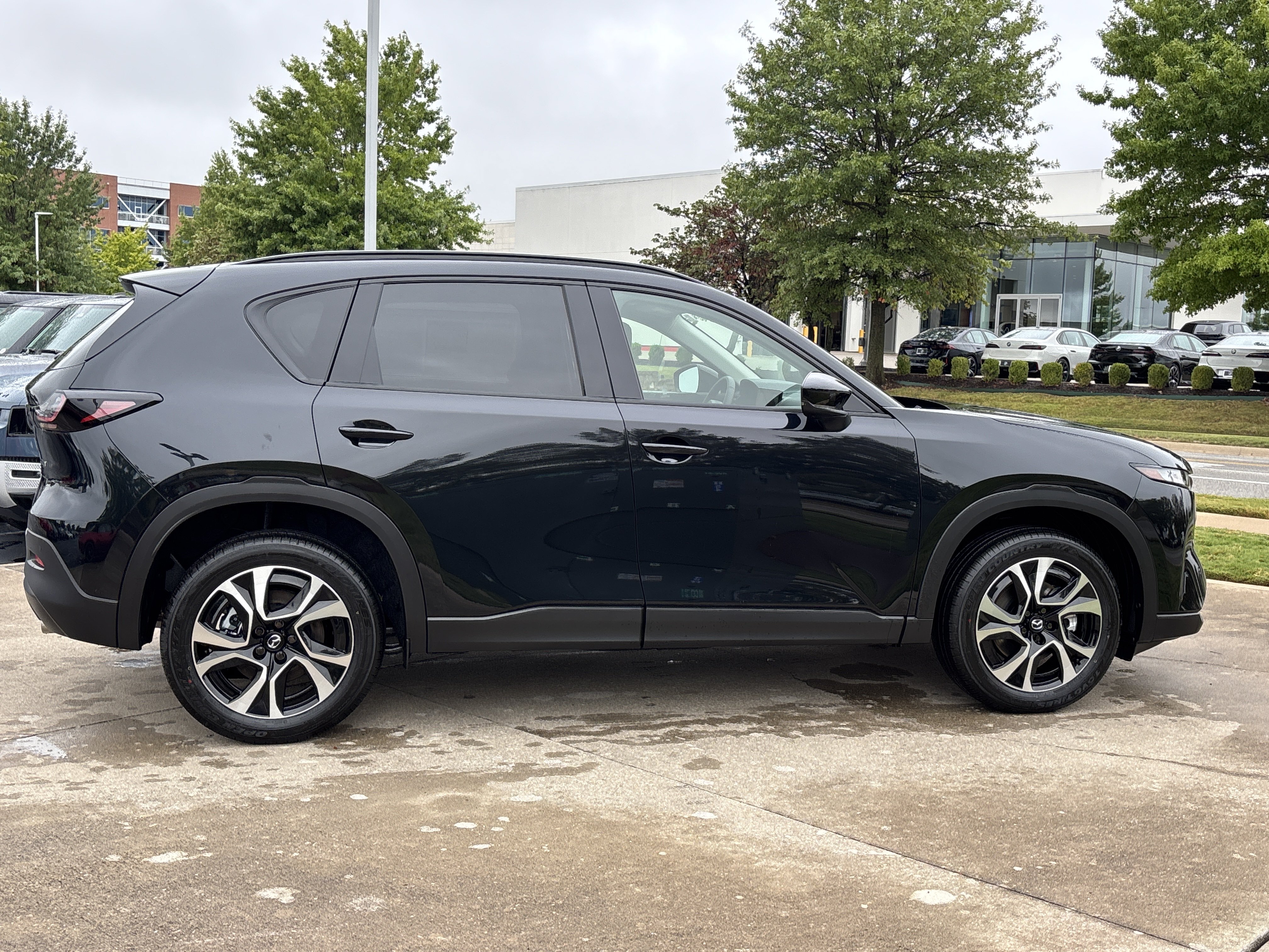 New 2026 MAZDA CX-5 Preferred AWD/4WD image 2
