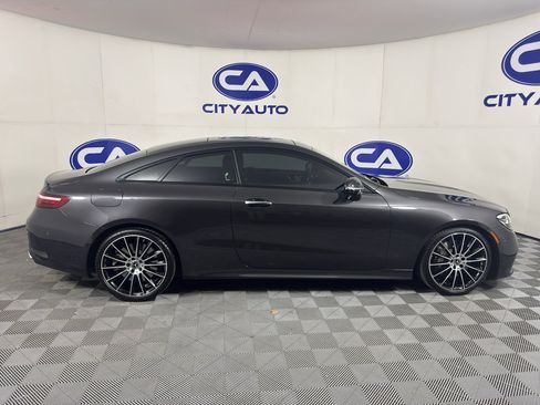 Used 2023 Mercedes-Benz E 450 Coupe image 2
