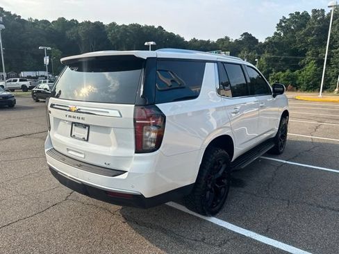 Used 2024 Chevrolet Tahoe LT AWD/4WD image 3