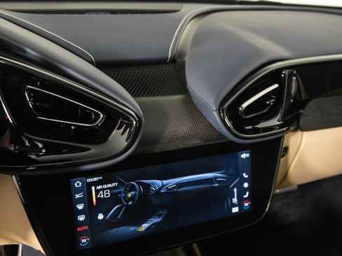 Certified 2025 Ferrari 12Cilindri image 24