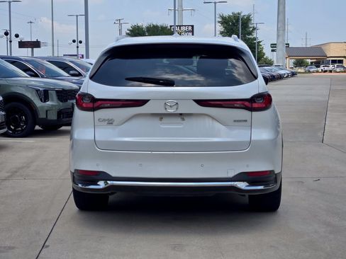 Used 2024 MAZDA CX-90 3.3 Turbo w/ Premium Package AWD/4WD image 13