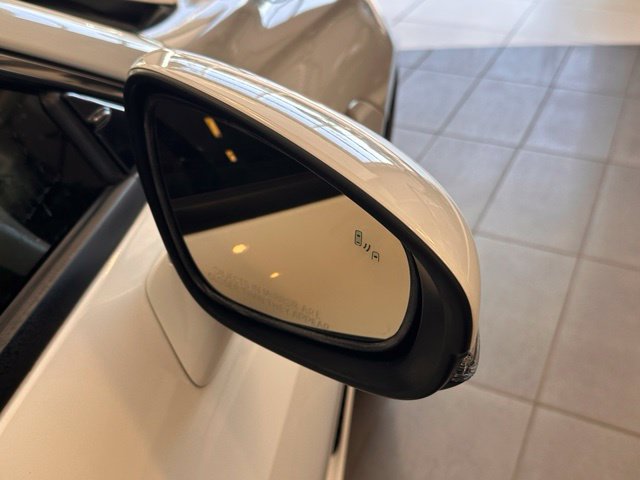 Used 2015 Lexus RC F w/ Premium Package RWD image 14