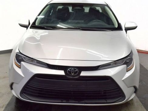 Used 2024 Toyota Corolla LE image 13