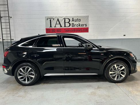 Used 2022 Audi Q5 2.0T Premium AWD/4WD image 2