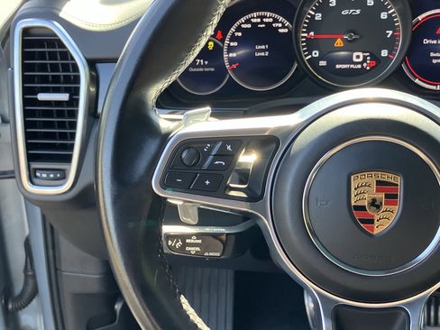 Used 2021 Porsche Cayenne GTS image 21