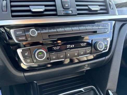 Used 2019 BMW 430i Convertible w/ Convenience Package image 31