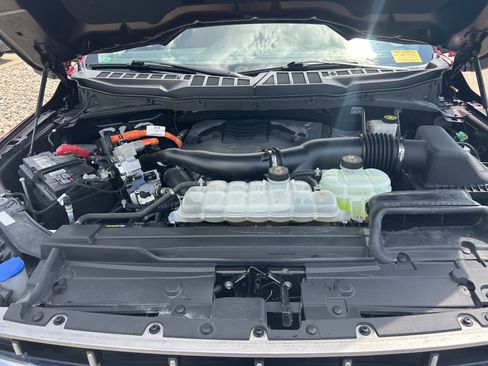 Used 2021 Ford F150 Lariat AWD/4WD image 13