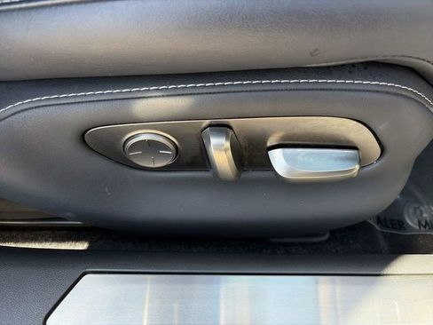 Used 2018 Lexus LS 500 w/ Interior Upgrade Package image 12