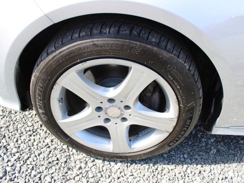 Used 2014 Mercedes-Benz E 350 4MATIC Wagon image 26