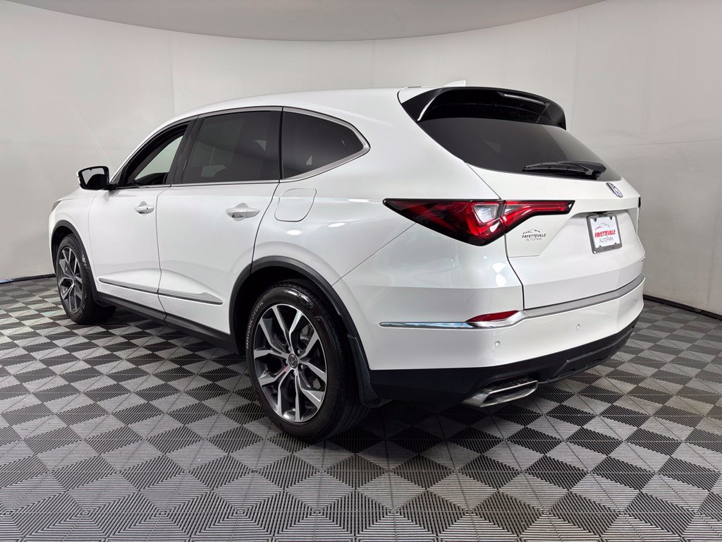 Used 2023 Acura MDX w/ Technology Package AWD/4WD image 19
