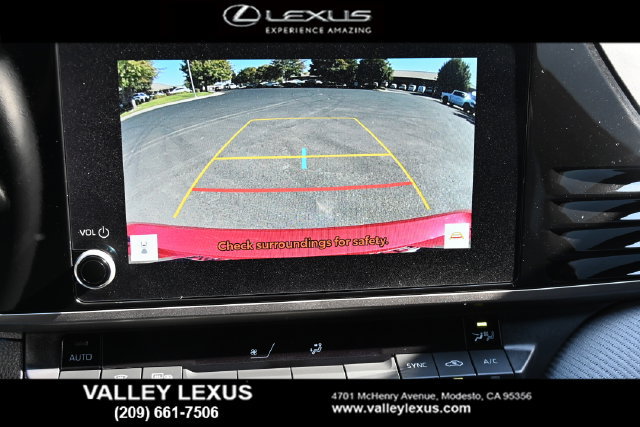 Used 2026 Toyota Camry SE FWD image 6