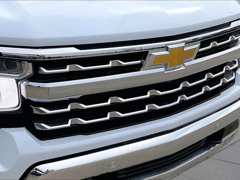 Used 2026 Chevrolet Silverado 1500 LTZ w/ LTZ Premium Package AWD/4WD image 29