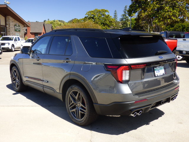 New 2026 Ford Explorer ST w/ Sun And Sound Package AWD/4WD image 5