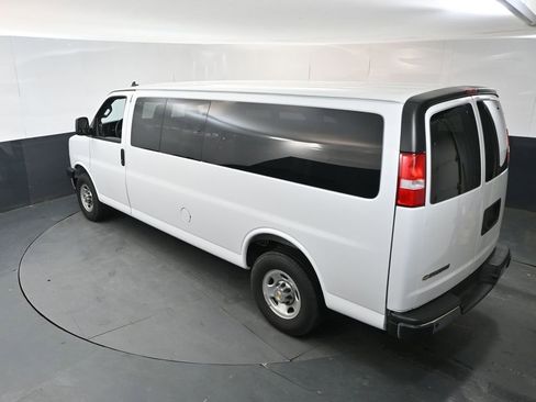 Used 2025 Chevrolet Express 3500 LT w/ LT Preferred Equipment Group RWD image 28