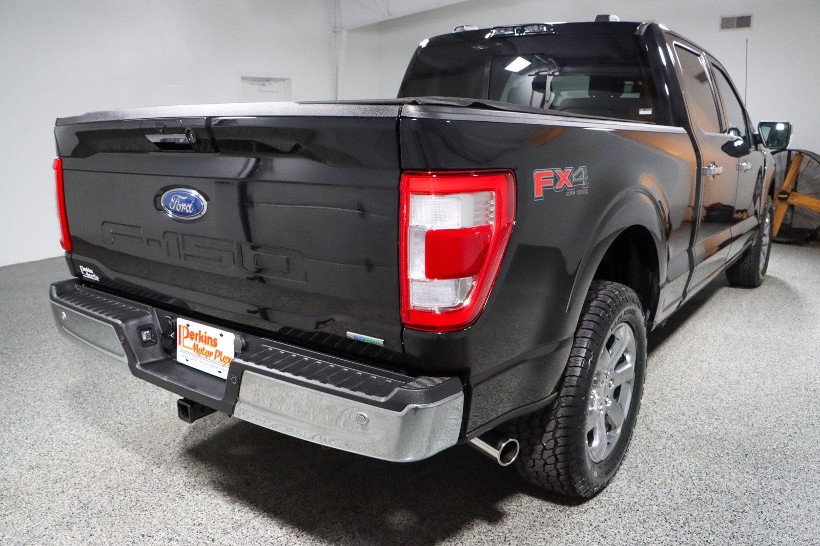Used 2023 Ford F150 Lariat w/ Equipment Group 502A High AWD/4WD image 7