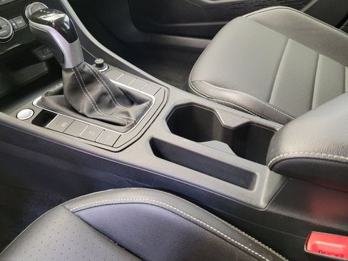Used 2022 Volkswagen Jetta SE FWD image 26