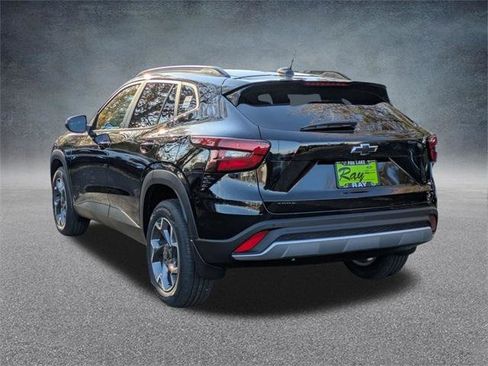 New 2026 Chevrolet Trax LT image 6