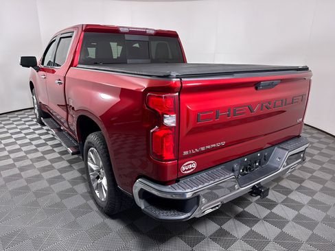 Used 2021 Chevrolet Silverado 1500 LTZ w/ Z71 Off-Road Package AWD/4WD image 17