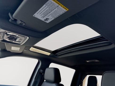 New 2026 GMC Sierra 1500 Denali w/ Technology Package AWD/4WD image 19