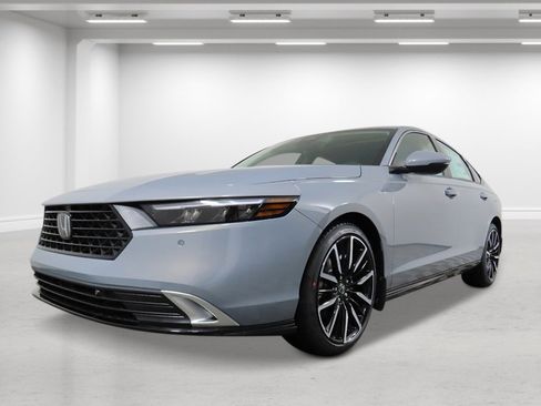 New 2026 Honda Accord Touring image 7