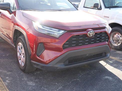 Used 2024 Toyota RAV4 LE AWD/4WD image 2