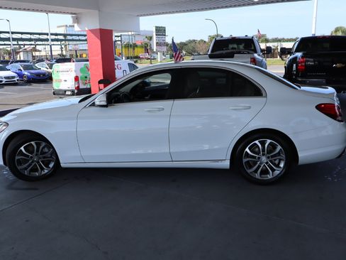 Used 2015 Mercedes-Benz C 300 Sedan image 8