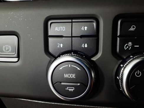Used 2022 GMC Sierra 1500 AT4X AWD/4WD image 15