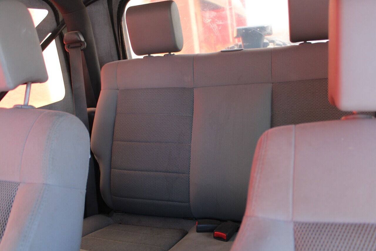 Used 2008 Jeep Wrangler Rubicon AWD/4WD image 12
