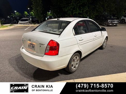 Used 2008 Hyundai Accent GLS FWD image 6