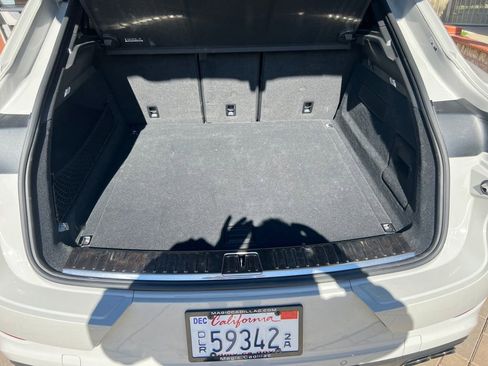 Used 2024 Porsche Cayenne S image 25