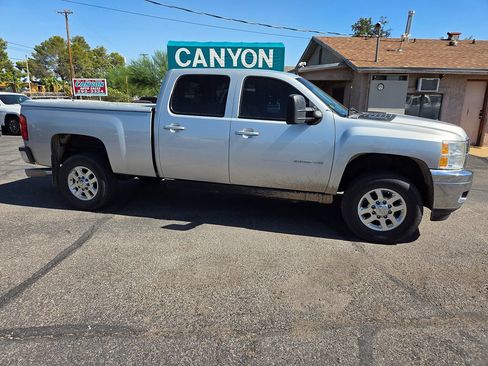 Used 2011 Chevrolet Silverado 3500 LTZ w/ LTZ Plus Package AWD/4WD image 2