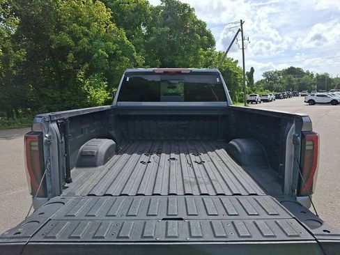 Used 2025 GMC Sierra 2500 AT4X AWD/4WD image 34