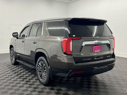 Used 2021 GMC Yukon SLE image 3