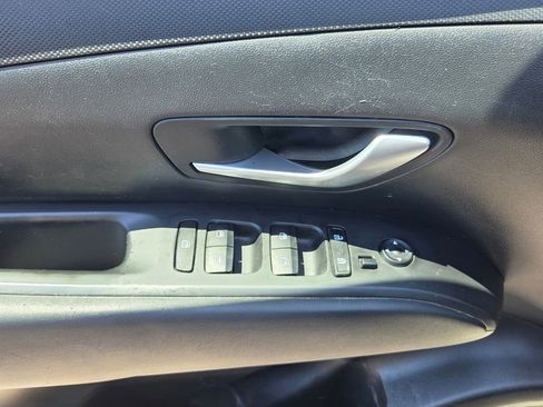 Used 2022 Hyundai Santa Cruz SEL FWD image 13