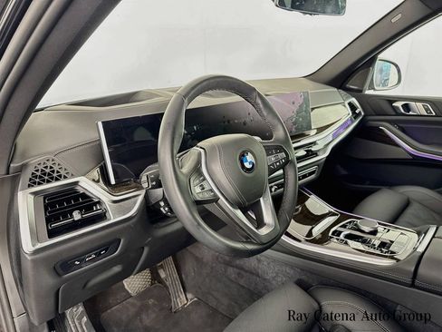 Used 2026 BMW X5 xDrive40i w/ Climate Comfort Package AWD/4WD image 9