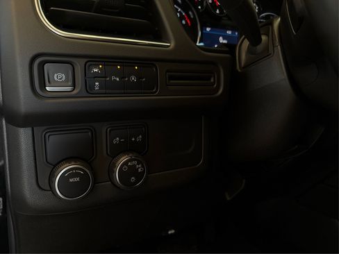 Used 2023 Chevrolet Tahoe LS image 20