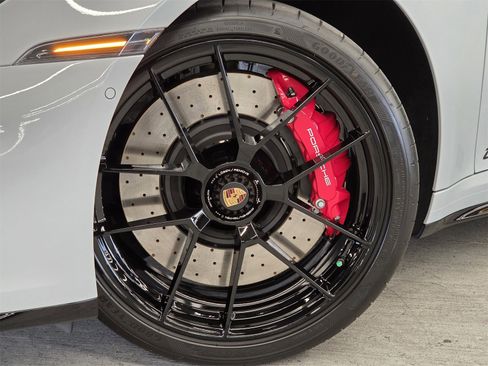 Used 2026 Porsche 911 Carrera 4 GTS image 23