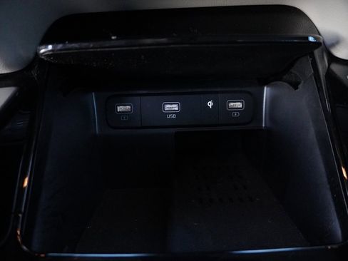 Used 2023 Kia Sorento SX Prestige image 65