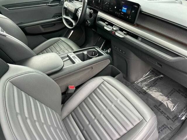 Used 2024 Kia EV9 Land AWD/4WD image 19
