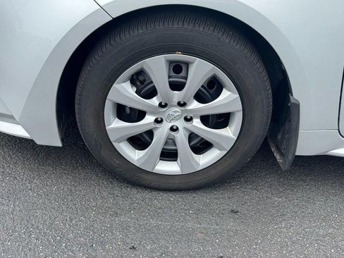Used 2023 Toyota Corolla LE FWD image 10