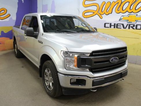 Used 2018 Ford F150 XLT w/ Equipment Group 302A Luxury AWD/4WD image 2