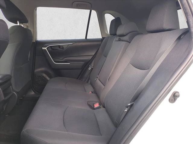 Used 2020 Toyota RAV4 LE w/ Carpet Mat Package FWD image 17